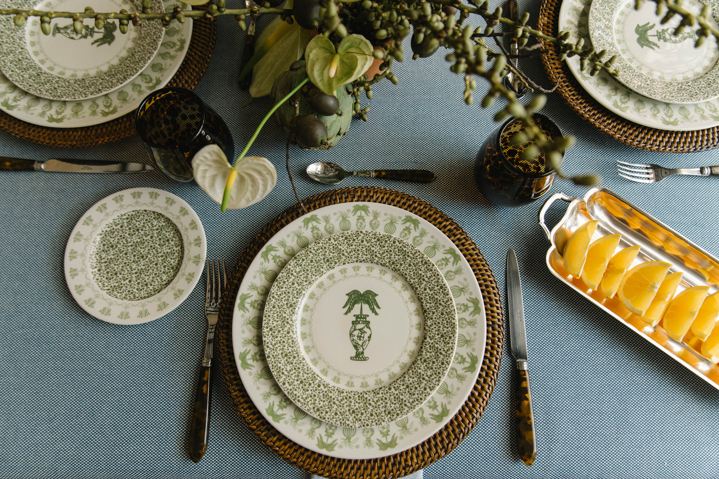 Emerald Set - Dinner, Dessert & Bread Plate Set